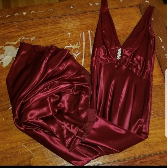 Evening gown - Picture 5 of 7